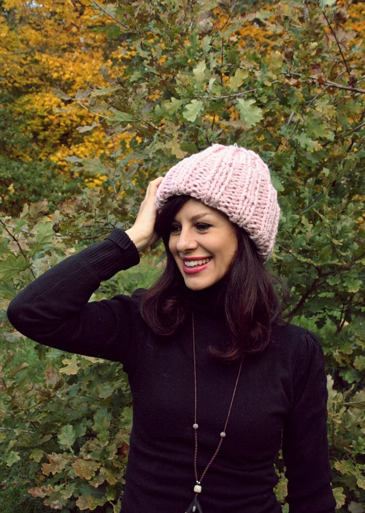 Handgemachte, Grob Gestrickte, Rosafarbene Beanie. Kuschelige, Warme, Handgestrickte Beanie von MademoisellePatrini