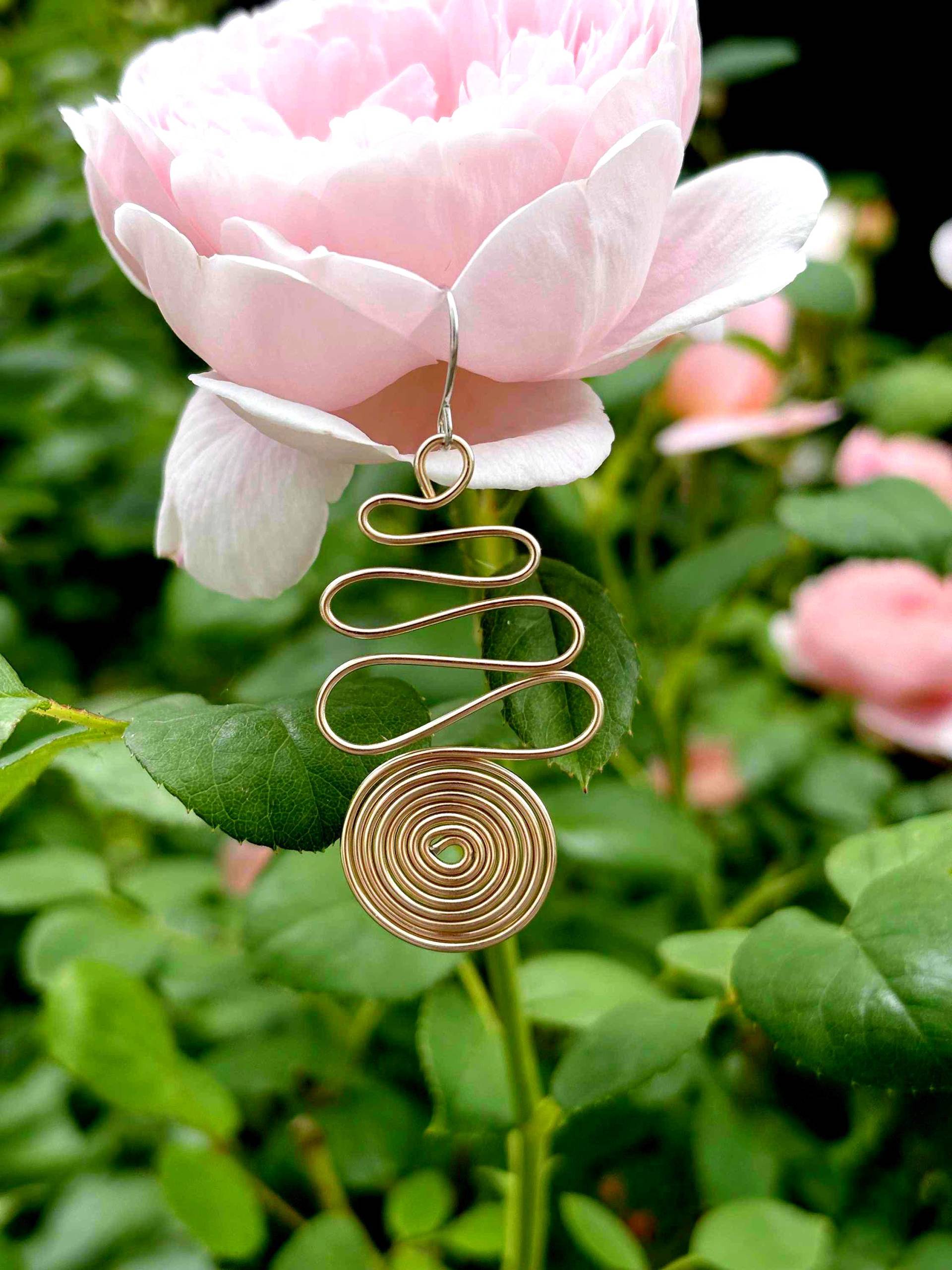 Wunderschöne Handgemachte Draht-Ohrringe - Zart, Leicht & Einzigartig | Boho Schmuck Unikat Wunderschöne Handgemachte Draht-Ohrringe - Zart, Leicht & Einzigartig | Boho Schmuck Unikat von Madewithlove120