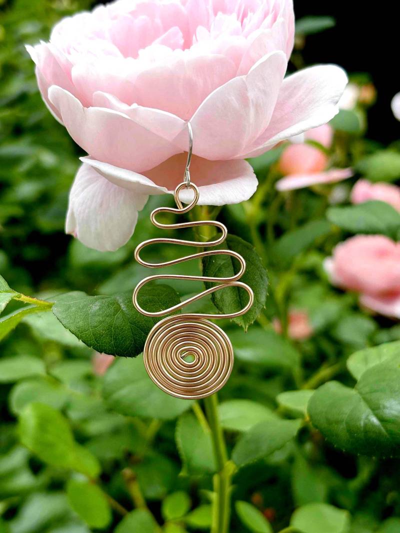 Wunderschöne Handgemachte Draht-Ohrringe - Zart, Leicht & Einzigartig | Boho Schmuck Unikat Wunderschöne Handgemachte Draht-Ohrringe - Zart, Leicht & Einzigartig | Boho Schmuck Unikat von Madewithlove120