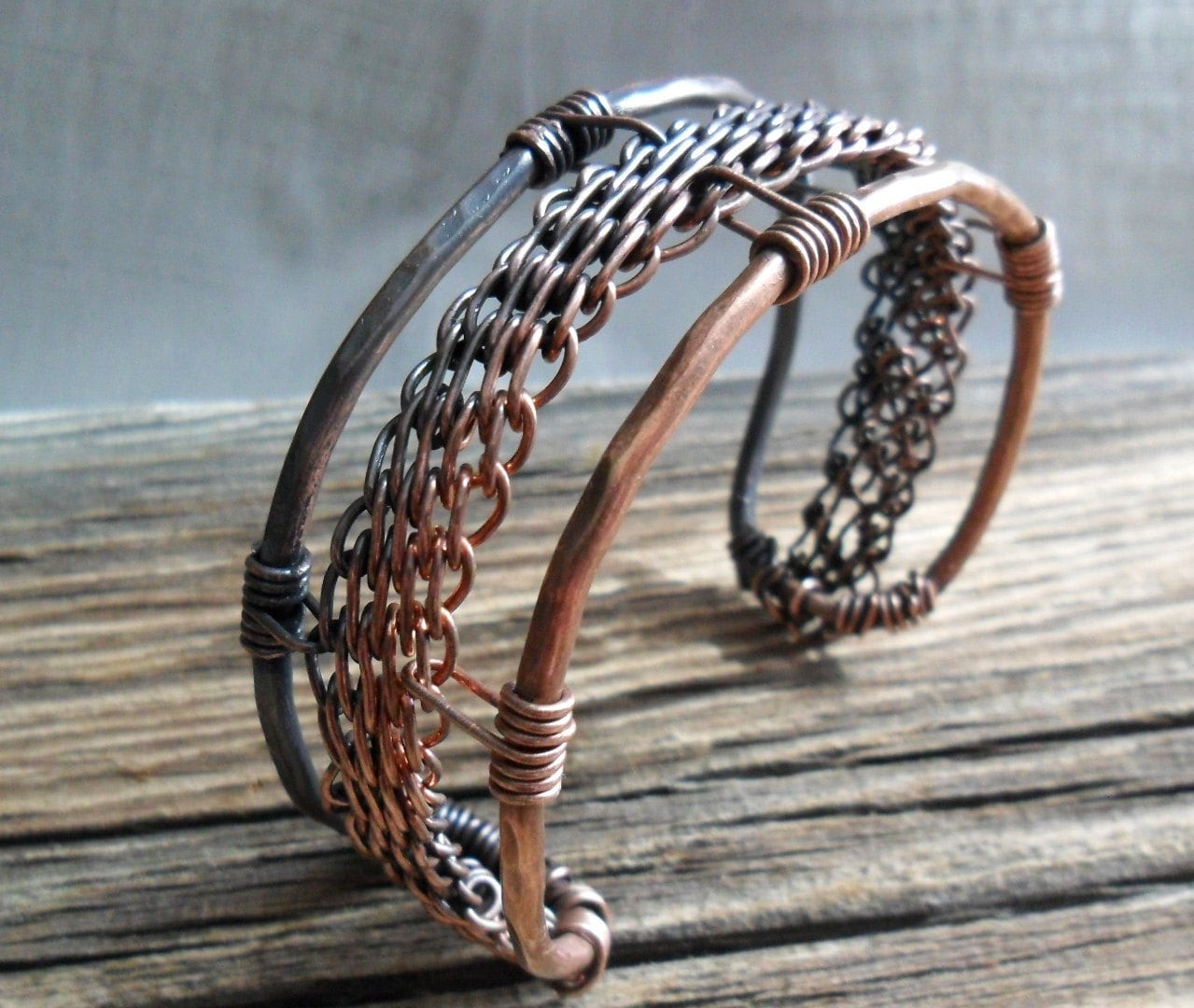 Armband Gewebt Kupfer Draht Arbeit Manschette von MadiJAXmetals