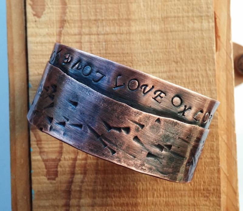 Liebe Armspange Xoxo Kupfer von MadiJAXmetals