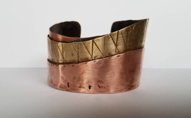 Mixed Metalle Kupfer Und Messing Herren Oder Damen Armreif von MadiJAXmetals