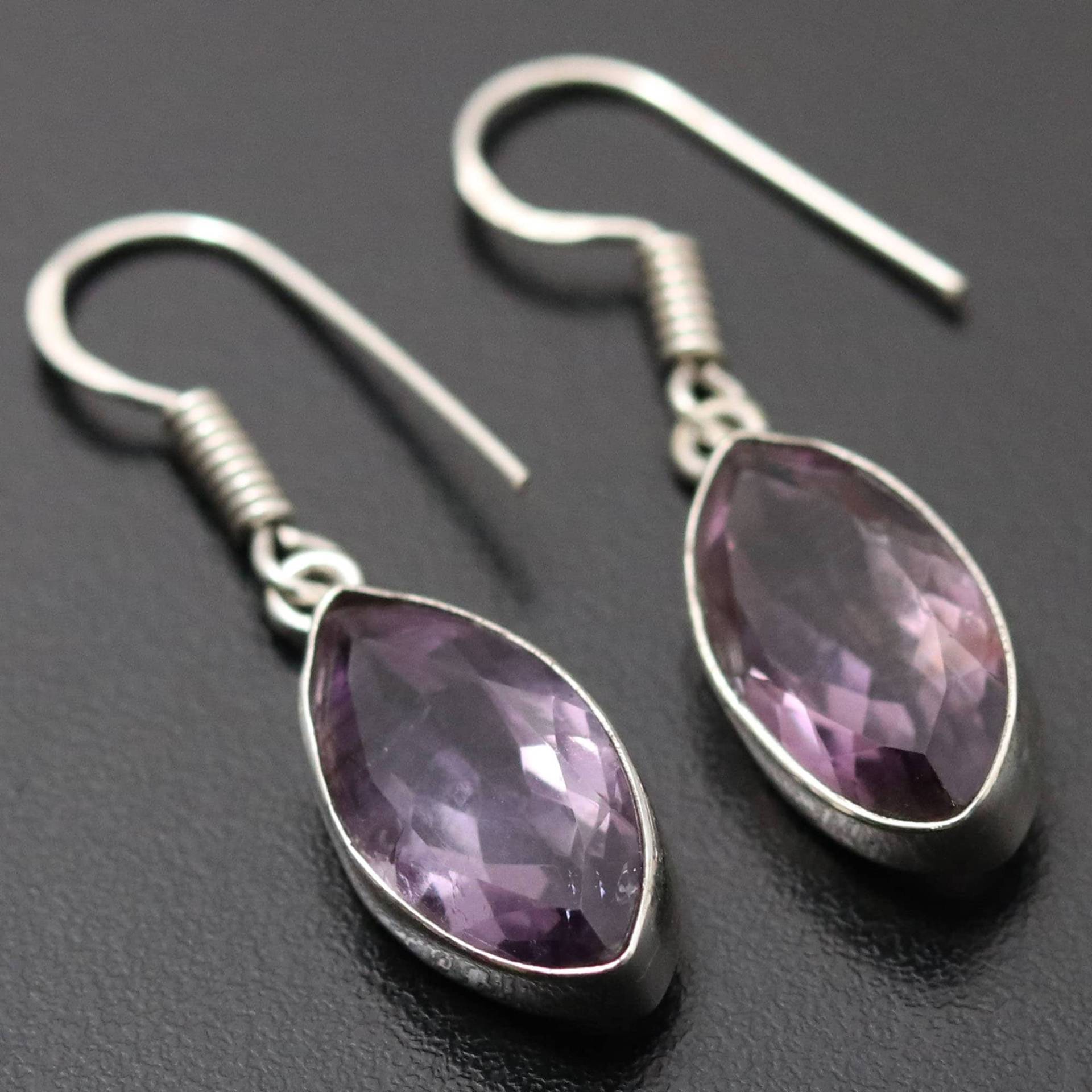 Amethyst Quarz Edelstein Ohrringe, Mädchen Ohrringe Schmuck Geschenk Für Sie Sterling Silber Versilberte Frauen von MadonnaJewellery