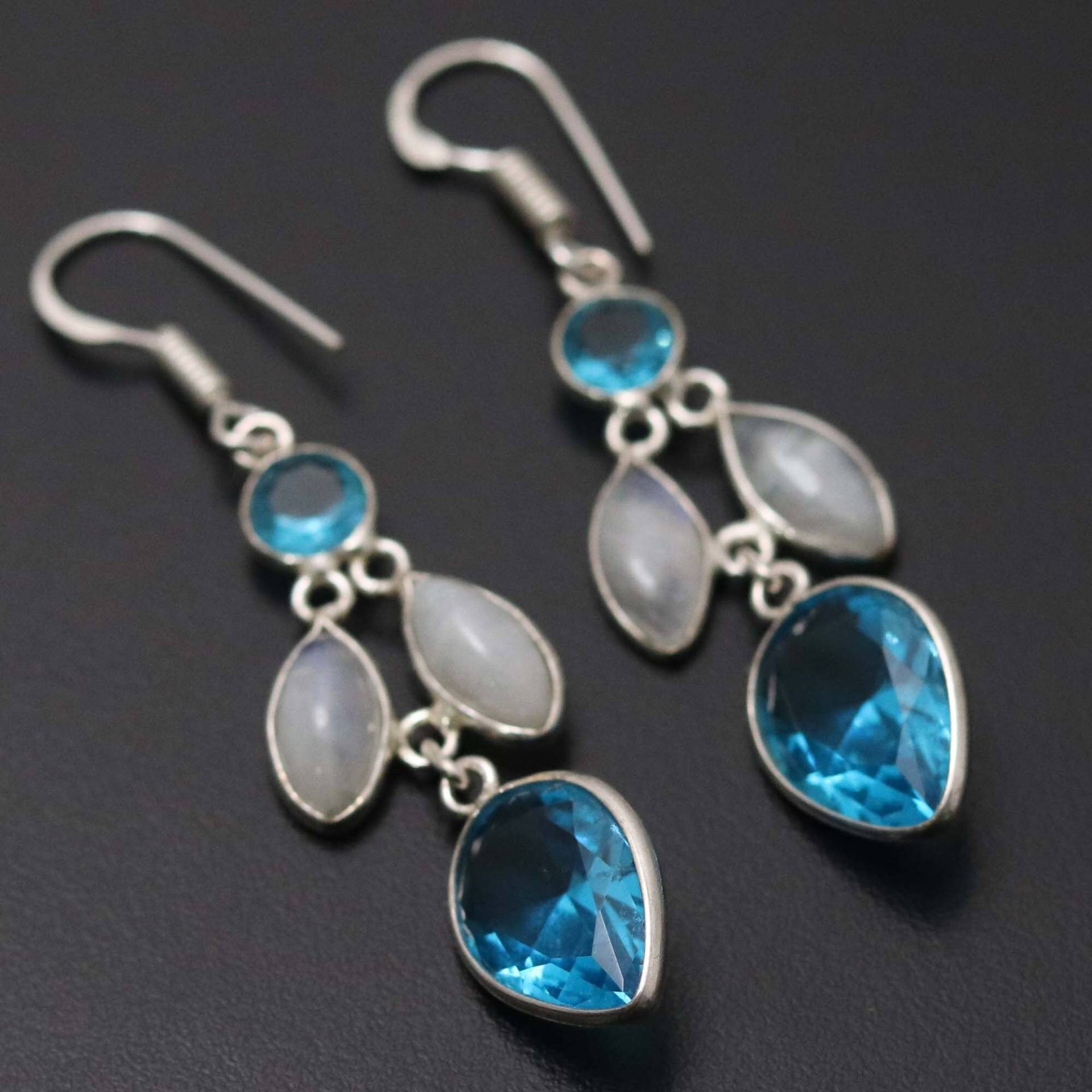 Blauquarz Mondstein Ohrringe, Damen Edelstein Mädchen Ohrringe Schmuck Geschenk Für Sie Sterling Versilbert von MadonnaJewellery