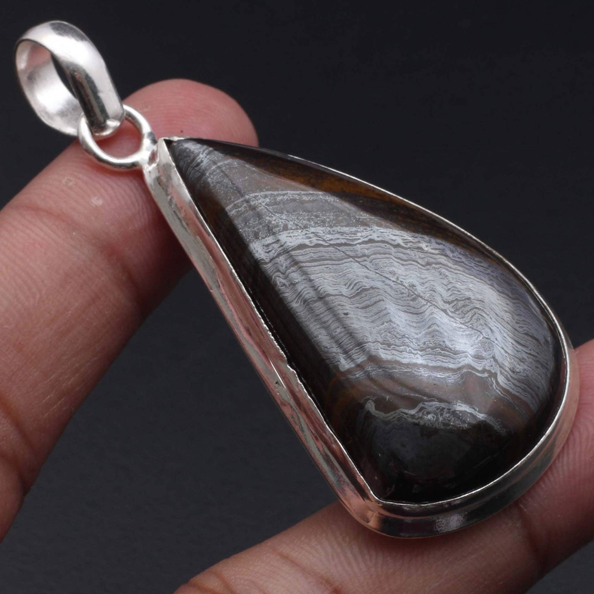 Eisen Tigerauge Anhänger, Edelstein Schmuck Frau Halskette Anhänger Geschenk Für Sie Sterlingsilber Überzogene Mädchen Xy1229 von MadonnaJewellery