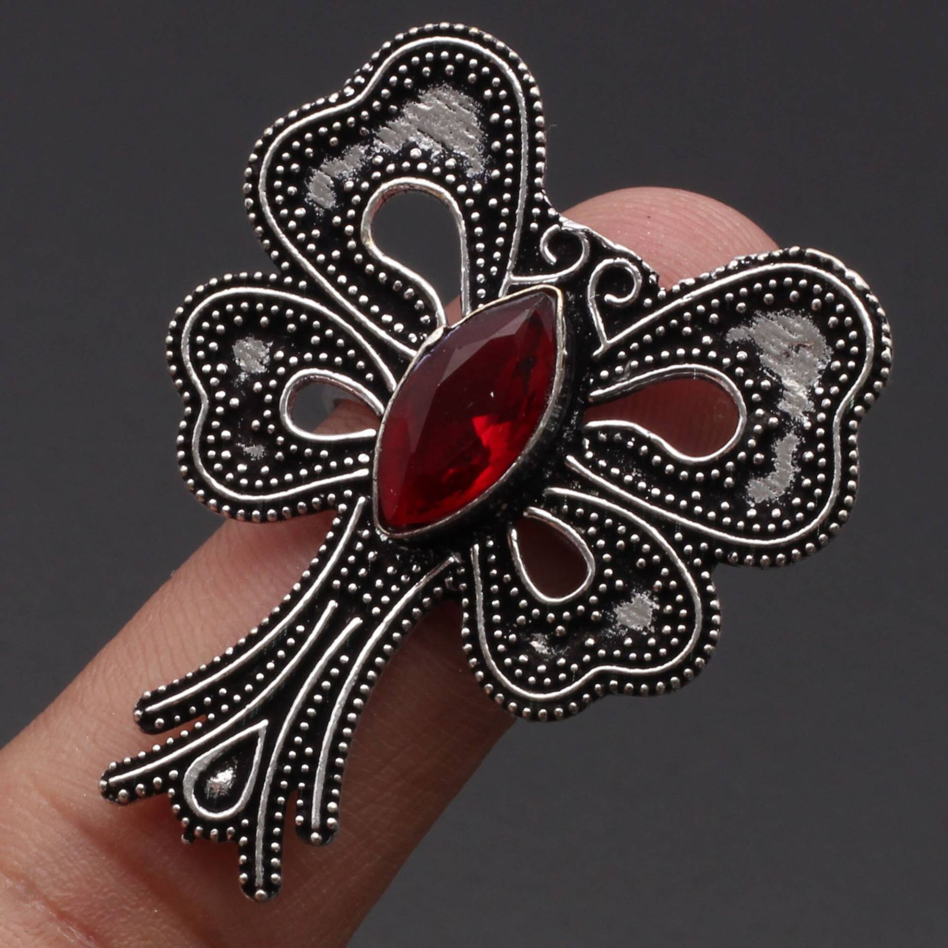 Granat Quarz Ring Schmetterling Stil Edelstein Schmuck Geschenk Für Sie Sterling Silber Überzogene Größe Us 6 Xy-25 Granat Quarz Ring Schmetterling Stil Edelstein Schmuck Geschenk Für Sie Sterling Silber Überzogene Größe Us 6 Xy-25 von MadonnaJewellery
