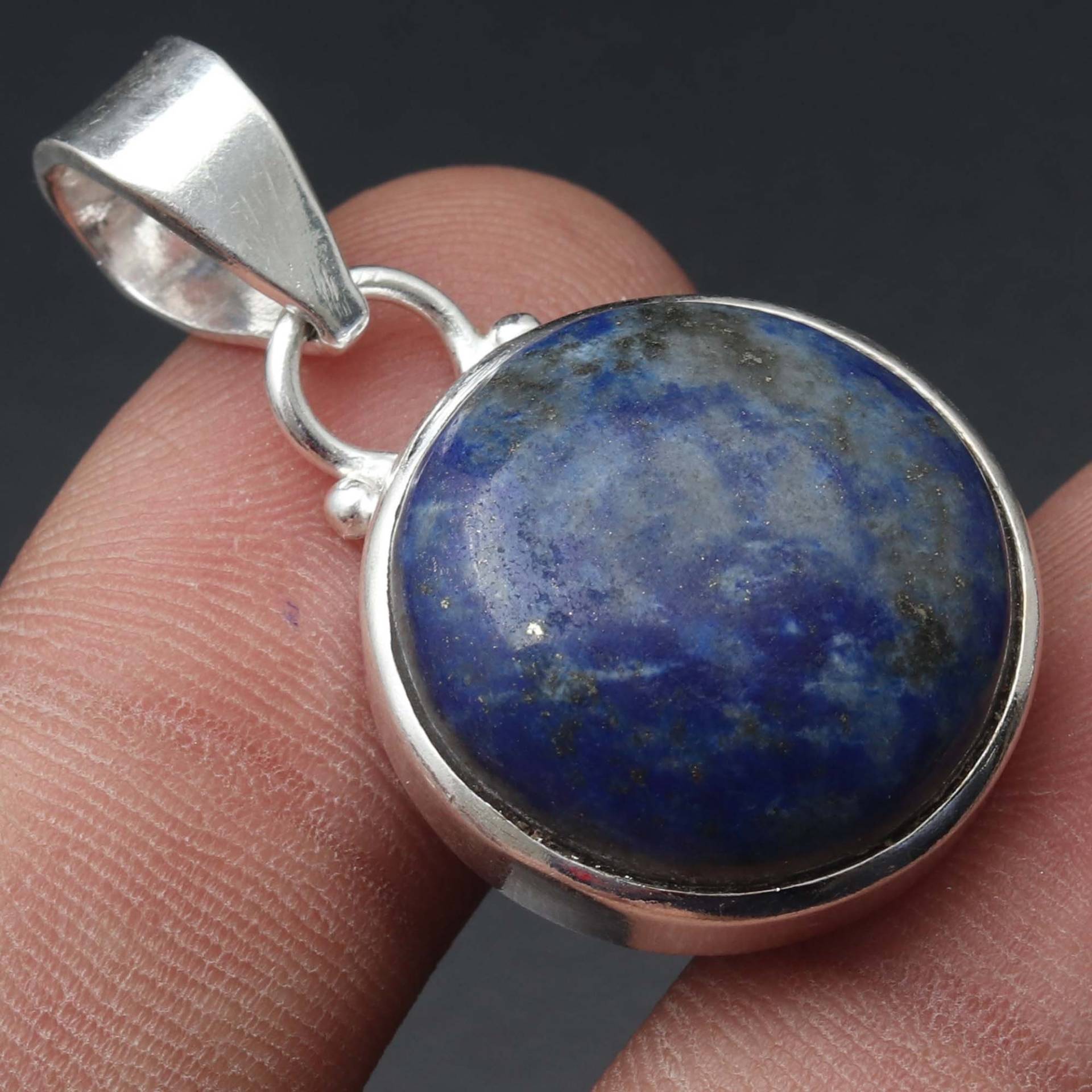 Lapislazuli Anhänger, Edelstein Halskette Anhänger Geschenk Für Sie Versilbert Mädchen Schmuck von MadonnaJewellery