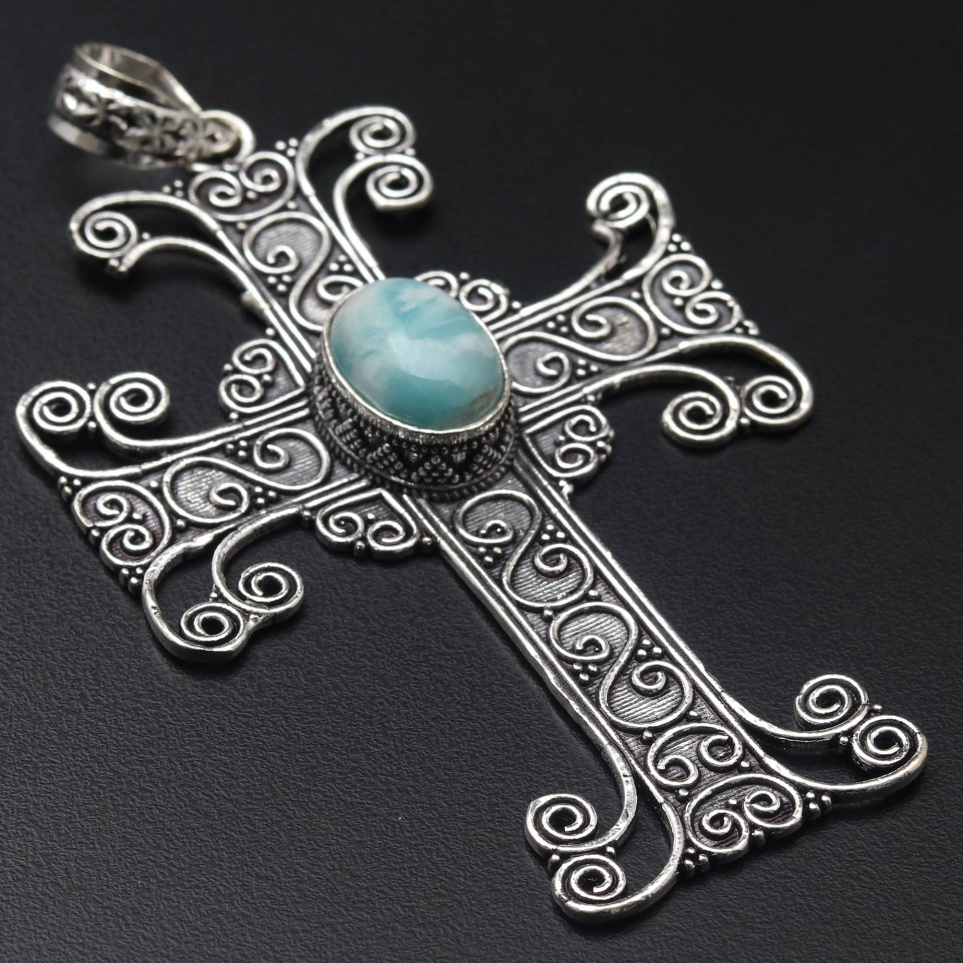 Natürlicher Larimar Anhänger Edelstein Schmuck Unikat Stil Kreuz Geschenk Für Sie Sterling Versilbert von MadonnaJewellery