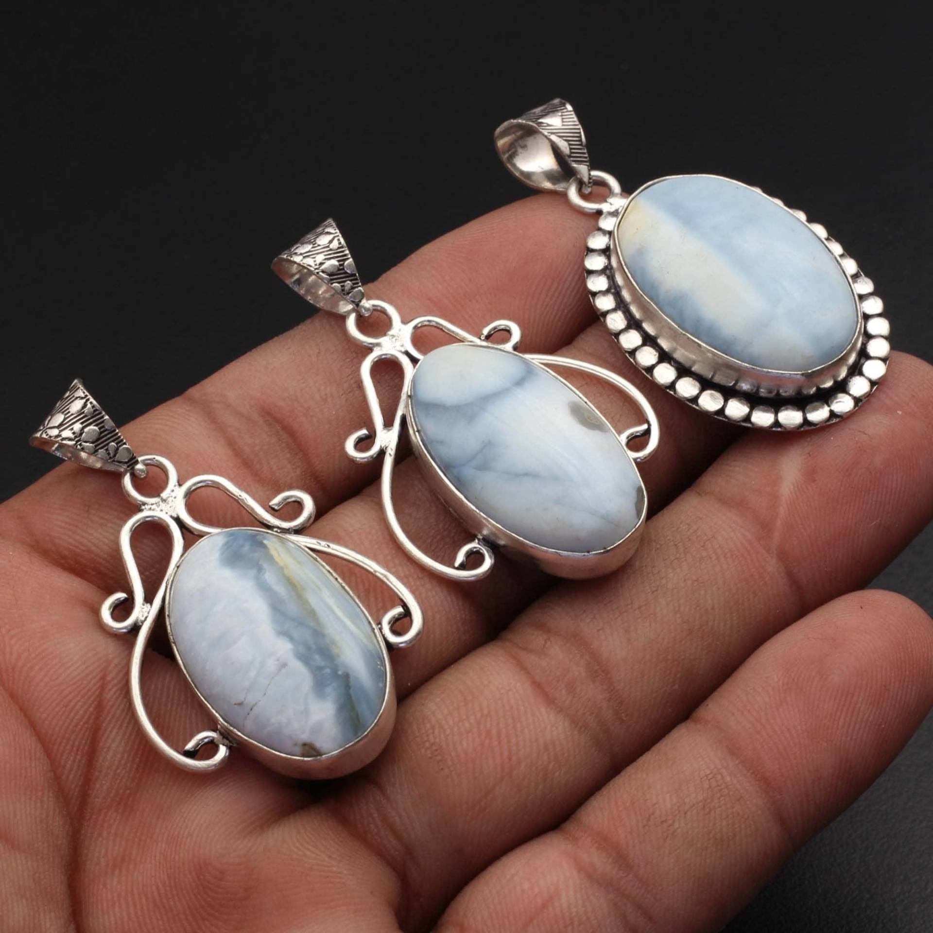 Owyhee Blauer Opal, Edelstein Schmuck Frau Halskette Anhänger Geschenk Für Sie 3 X Viele Mädchen Xy1477 von MadonnaJewellery