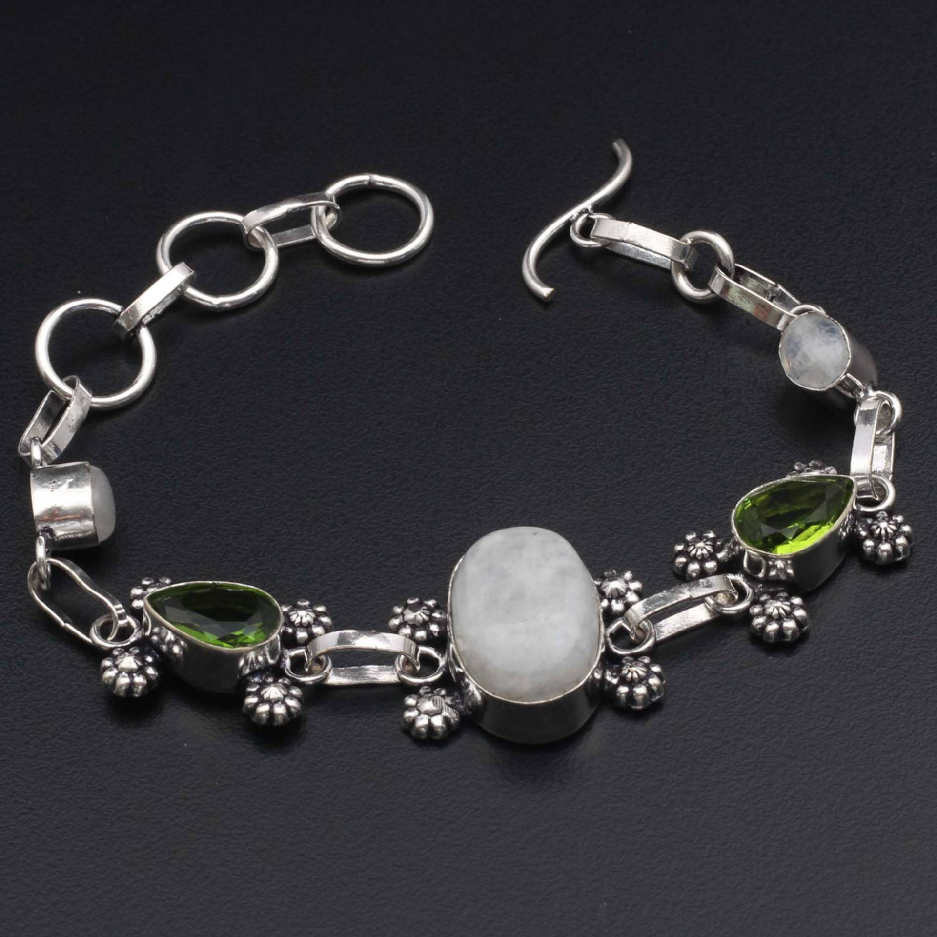 Regenbogen Mondstein Peridot Edelstein Armband Schmuck Geschenk Für Mädchen Sie Sterling Silber Plissee Xy1730 von MadonnaJewellery