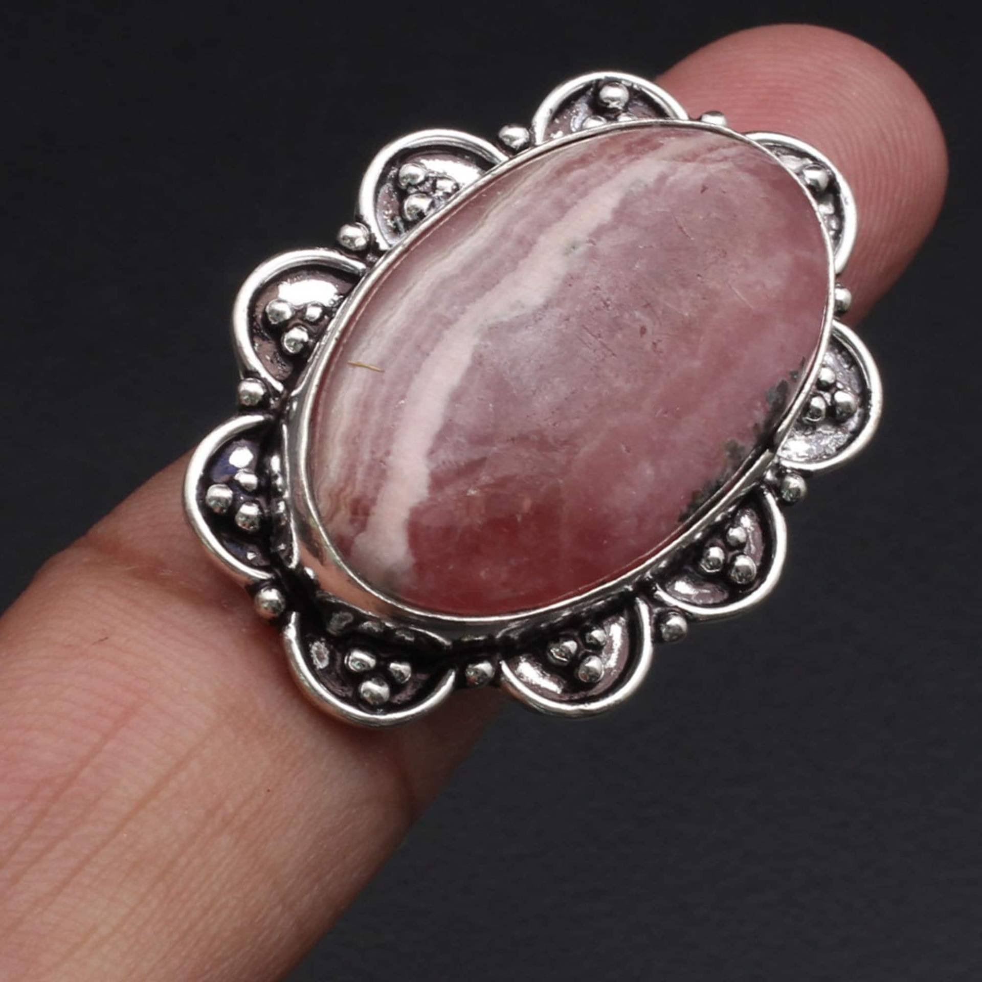 Rhodochrosit Ring Frau Edelstein-Ring Antike Schmuck Geschenk Für Mädchen-Ring Sterlingsilber Überzogene Ring-Geschenk Ihren Xy1910 Rhodochrosit Ring Frau Edelstein-Ring Antike Schmuck Geschenk Für Mädchen-Ring Sterlingsilber Überzogene Ring-Geschenk Ihren Xy1910 von MadonnaJewellery