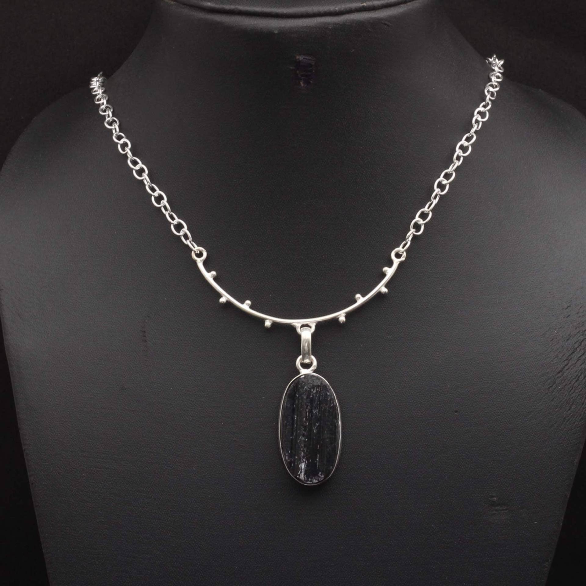 Schwarze Turmalin Edelstein Halskette Frau Schmuck Geschenk Für Sie Sterling Versilbert Mädchen Anhänger Xy1725 von MadonnaJewellery