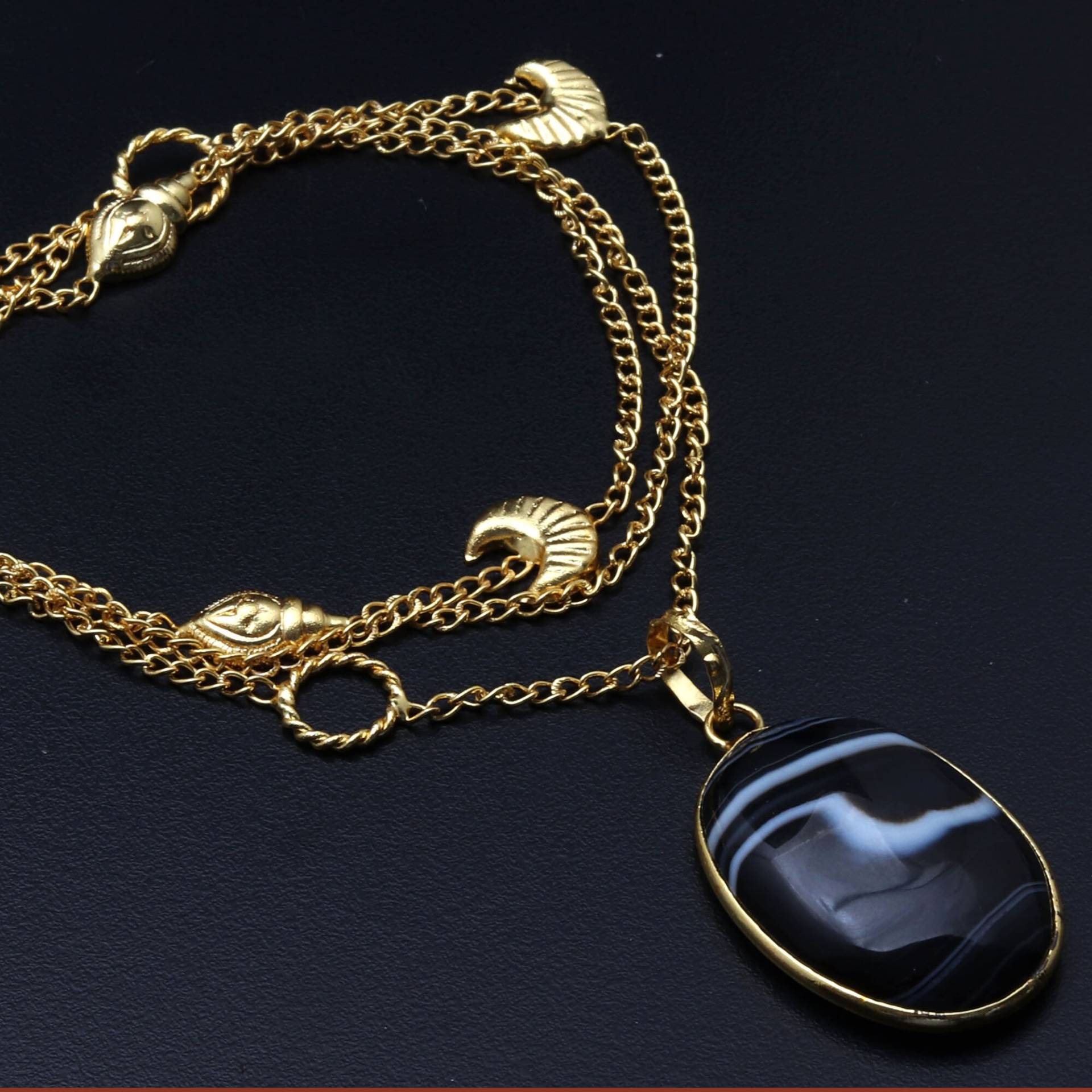 Schwarzer Onyx Edelstein 925 Sterling Vergoldet Anhänger + Kette Halskette Geschenk Für Sie Versilbert Xy 2634 von MadonnaJewellery