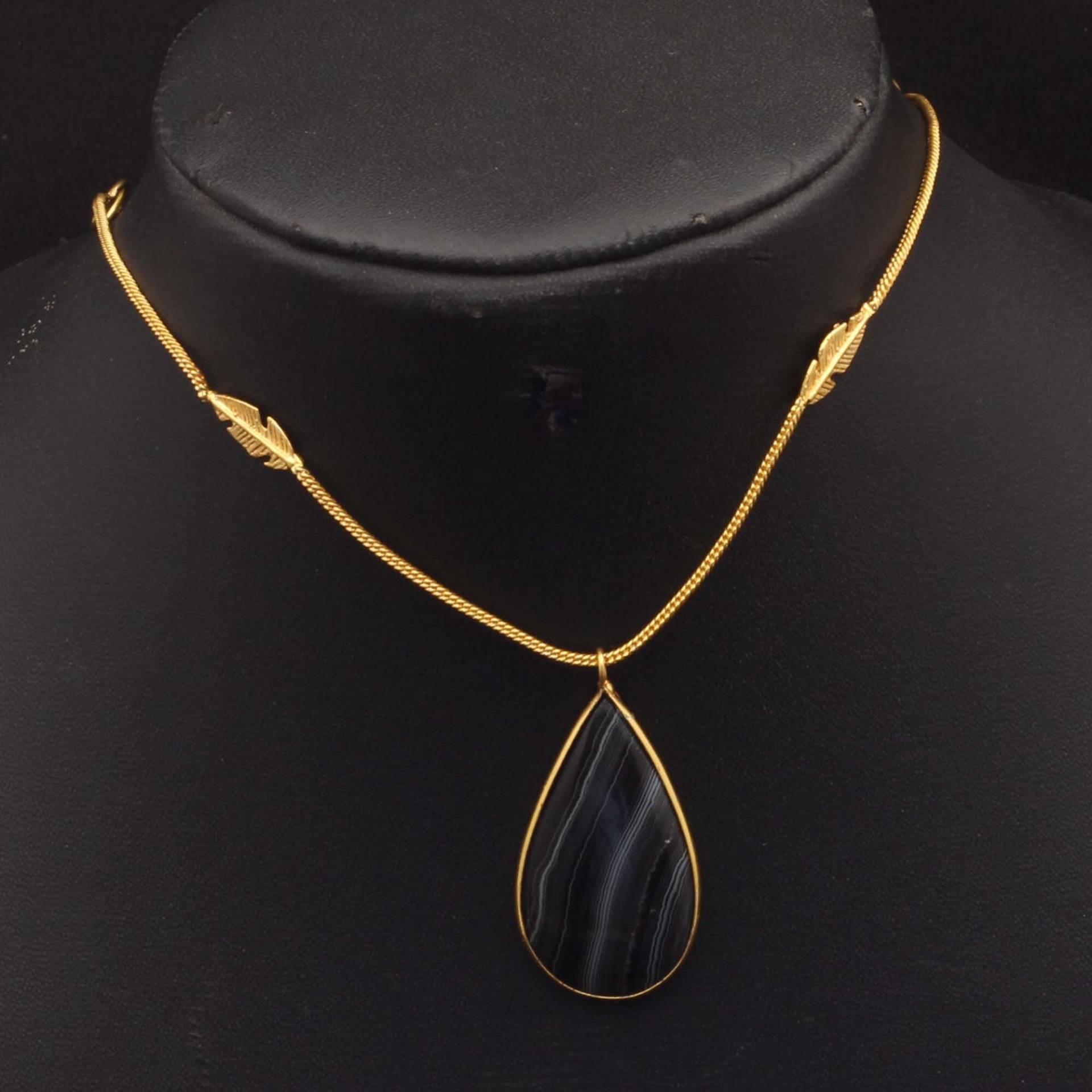 Schwarzer Onyx Edelstein 925 Sterling Vergoldet Anhänger + Kette Halskette Geschenk Für Sie Versilbert Xy 696 von MadonnaJewellery