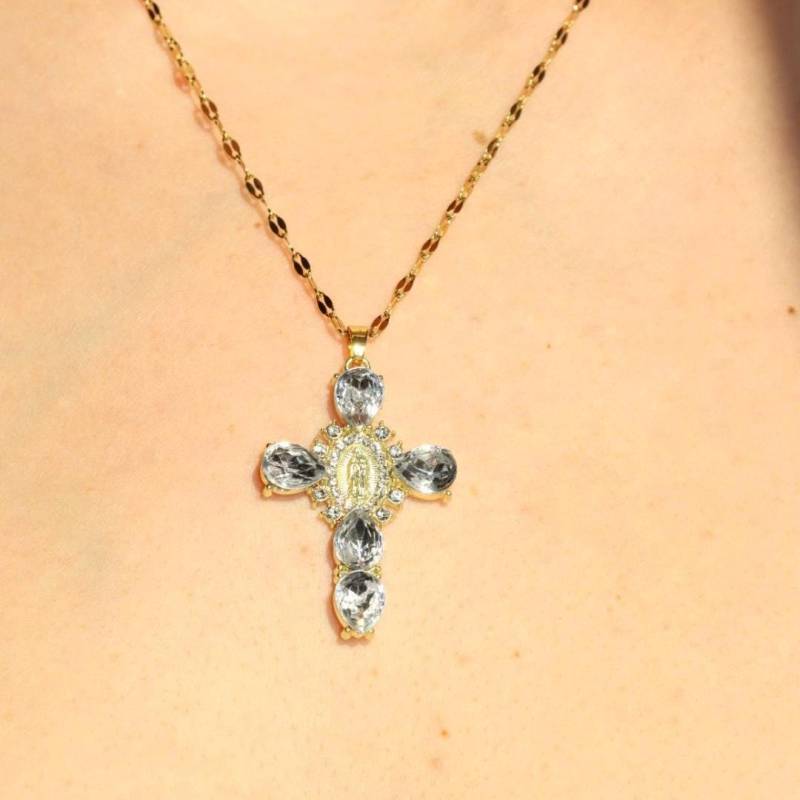 Jungfrau Maria Halskette Mit Strass Steinen Gold Jungfrau Maria Halskette Mit Strass Steinen Gold von Madonnasarts