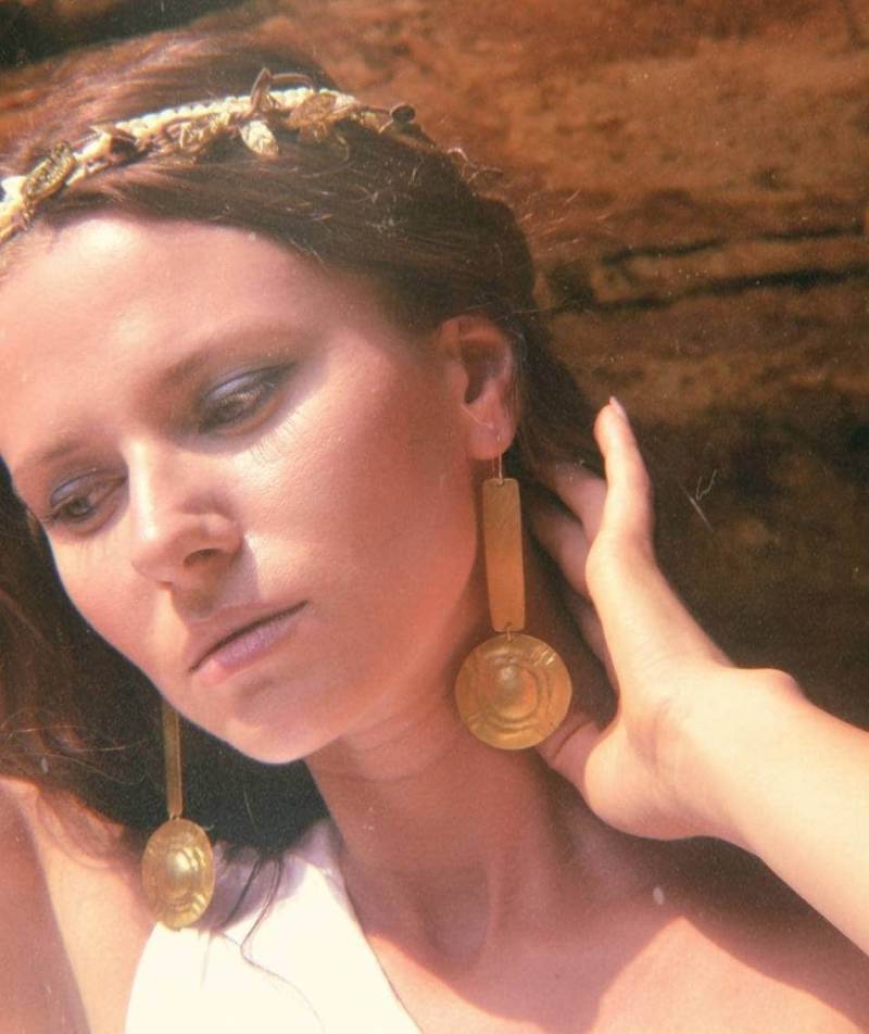 Venus Caelelestis Ohrringe Handgemachte Antike Göttin Schmuck Aus Messing von MadonnnaOriente