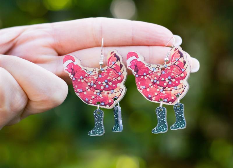 Weihnachts Hühner Ohrringe Mit Gummistiefeln von MaerchenhafteWaren
