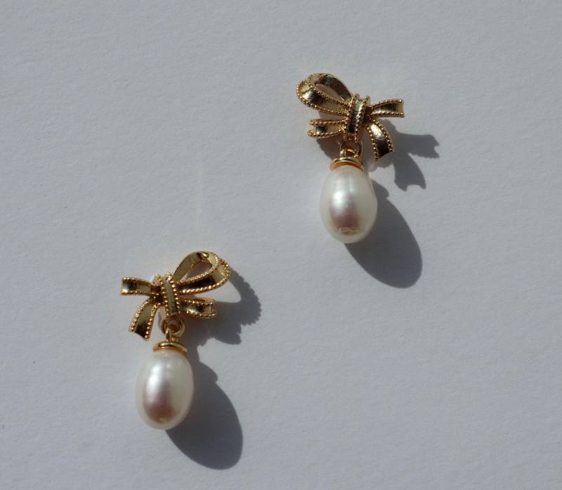 Natural Freshwater Pearl Earrings Simple & Delicate Oval Rice Bead Earrings7-8 Mm Pearls Christmas Gift von Mafukoo