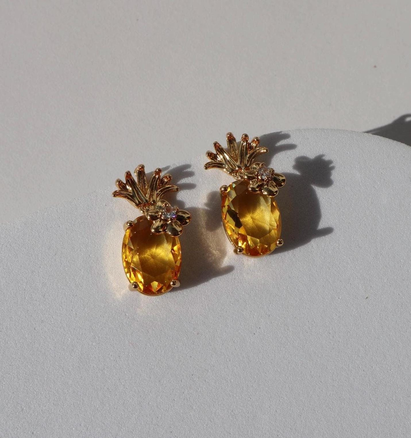Pineapple Fruit Crystal Earrings Gold Stud Elegant Wedding Christmas Gift Rare Find Baroque Style Vintage Luxury Shiny Pineapple Fruit Crystal Earrings Gold Stud Elegant Wedding Christmas Gift Rare Find Baroque Style Vintage Luxury Shiny von Mafukoo