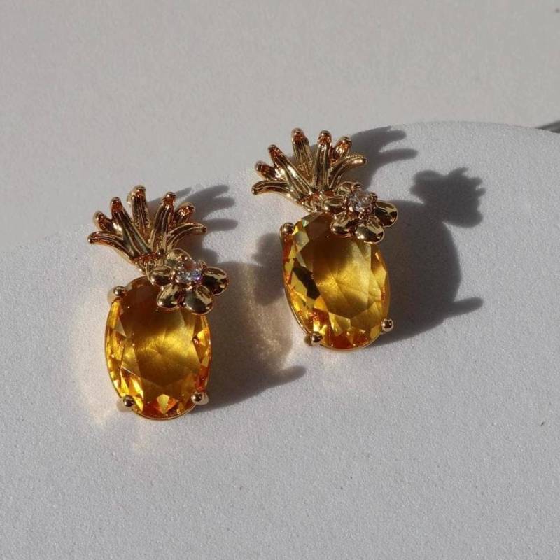 Pineapple Fruit Crystal Earrings Gold Stud Elegant Wedding Christmas Gift Rare Find Baroque Style Vintage Luxury Shiny von Mafukoo