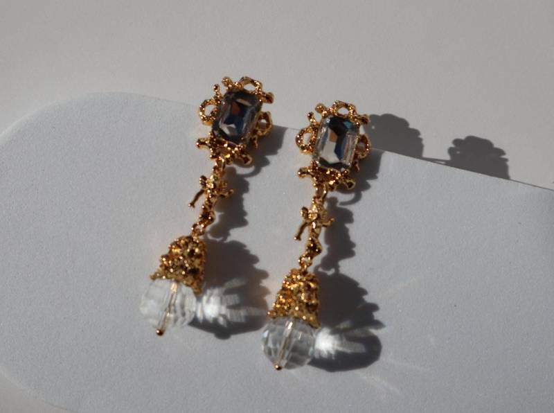 Retro Palace Earrings Colourful Luxury Plated Gold Hanging Elegant Wedding Christmas Gift Rare Find Baroque Style Vintage von Mafukoo