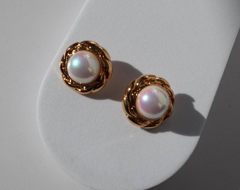 Retro Palace Earrings Colourful Luxury Plated Gold Stud Elegant Wedding Christmas Gift Rare Find Baroque Style Vintage von Mafukoo