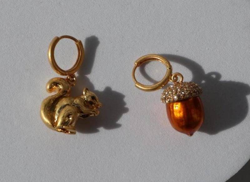 Retro Palace Squirrel Pine Cones Ab Earrings Shiny Stud Elegant Wedding Christmas Gift Rare Find Baroque Style Vintage Party von Mafukoo