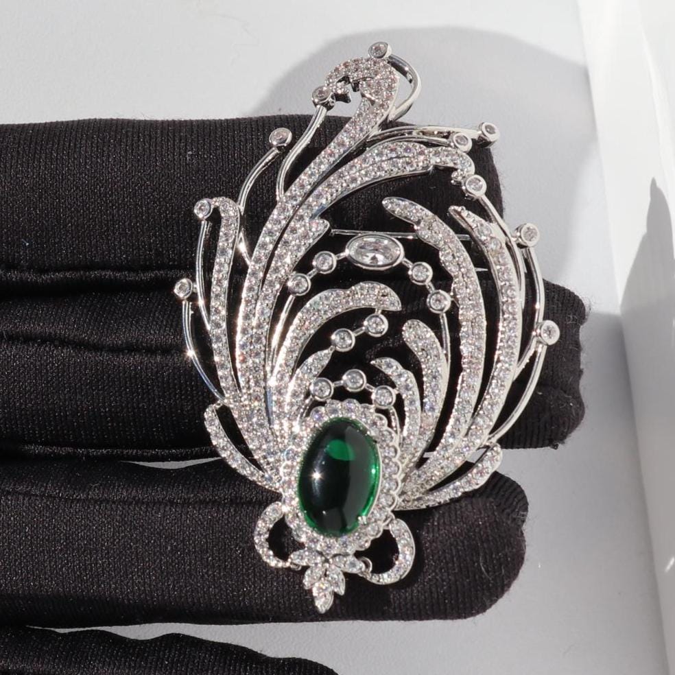 Elegante Brosche Splitter Grün Farbe Weihnachtsgeschenk von MafukooBrosche