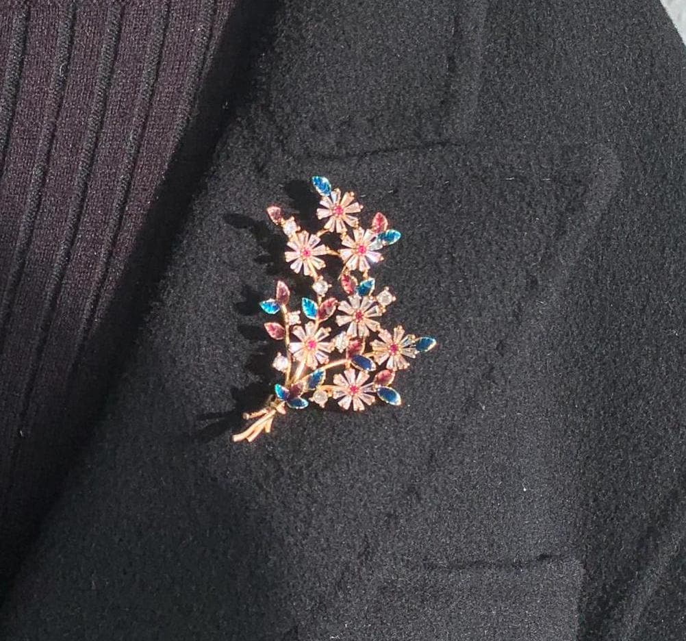 Elegante Legierung Blumenstrauß Brosche Party Pin Schmuck Geschenk Elegante Legierung Blumenstrauß Brosche Party Pin Schmuck Geschenk von MafukooBrosche