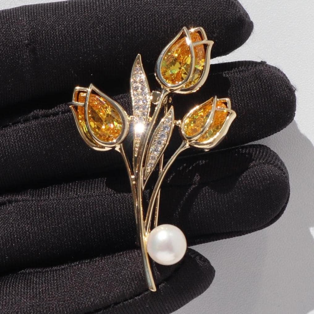 Elegante Tulpen Brosche Gelb Goldfarben Legierung Party Pin von MafukooBrosche