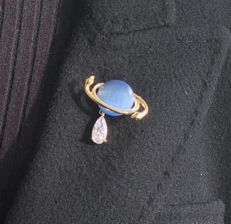 Galaxy Brosche Blauer Planet Pin, Unisex Legierung Schmuck Geschenk Galaxy Brosche Blauer Planet Pin, Unisex Legierung Schmuck Geschenk von MafukooBrosche