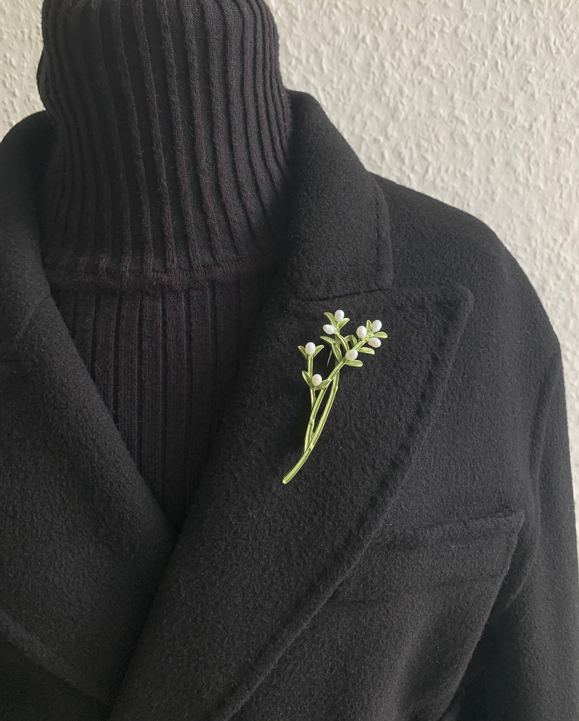 Grüne Farbe Brosche Blatt Pin Besondere Anlässe Festliche Kleidung Geschenk Grüne Farbe Brosche Blatt Pin Besondere Anlässe Festliche Kleidung Geschenk von MafukooBrosche