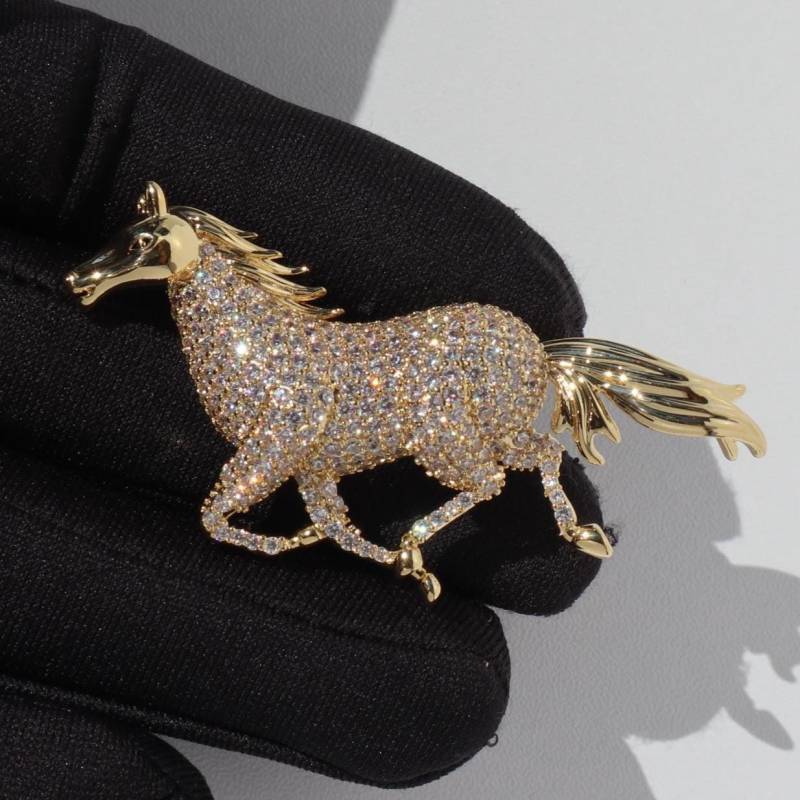 Pferd Goldfarbe Brosche Weihnachten Geschenk Anstecknadel von MafukooBrosche