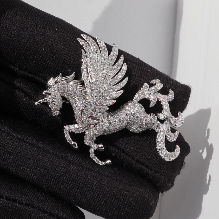 Pferd Splitter Farbe Brosche Legierung Pin Weihnachtsgeschenk von MafukooBrosche