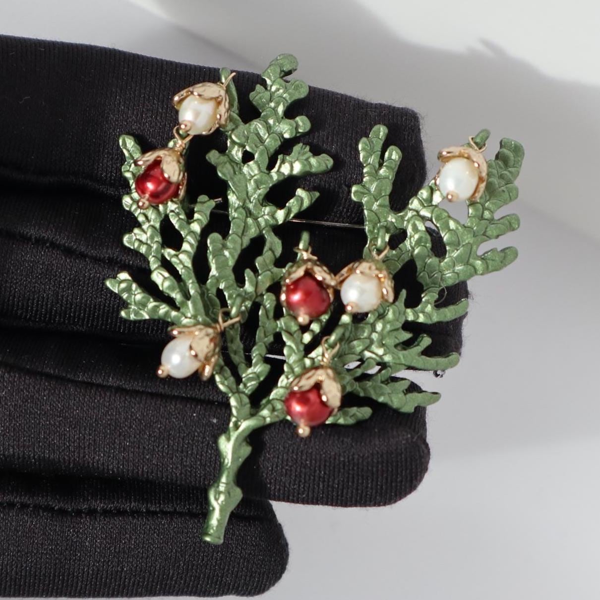 Zweig Blatt Brosche Grün Farbe Pin Weihnachtsgeschenk von MafukooBrosche