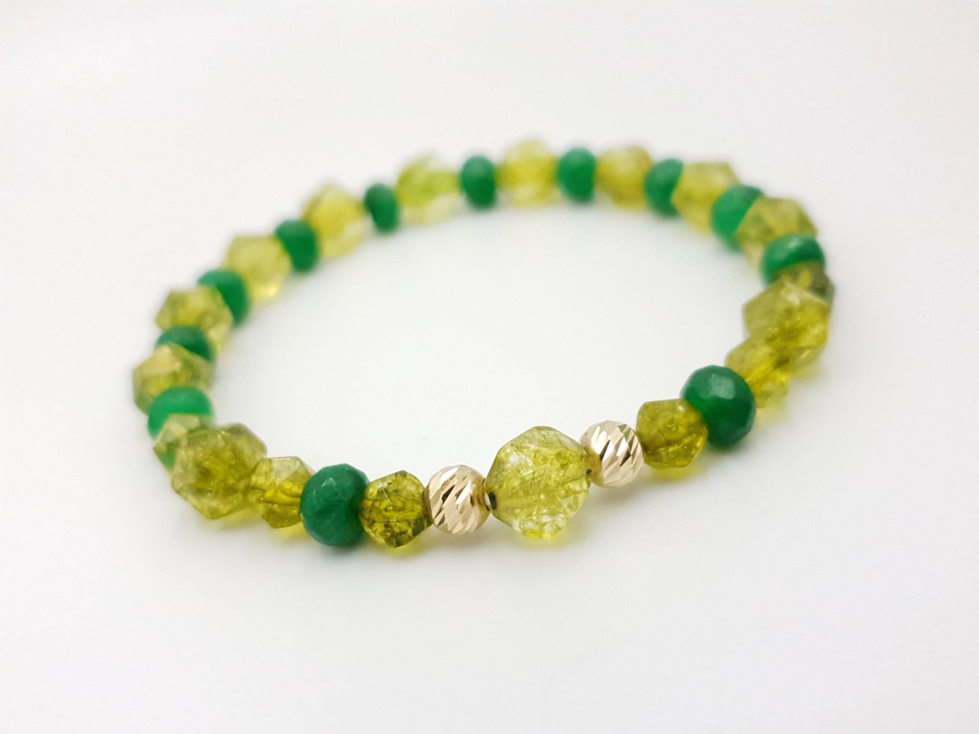 14K Gelb Gold Armband/Natursteine Jade Und Peridot/Gold Schmuck/Perfektes Geschenk Für Männer Frauen/Paar Armbänder von MagdyssJewellery