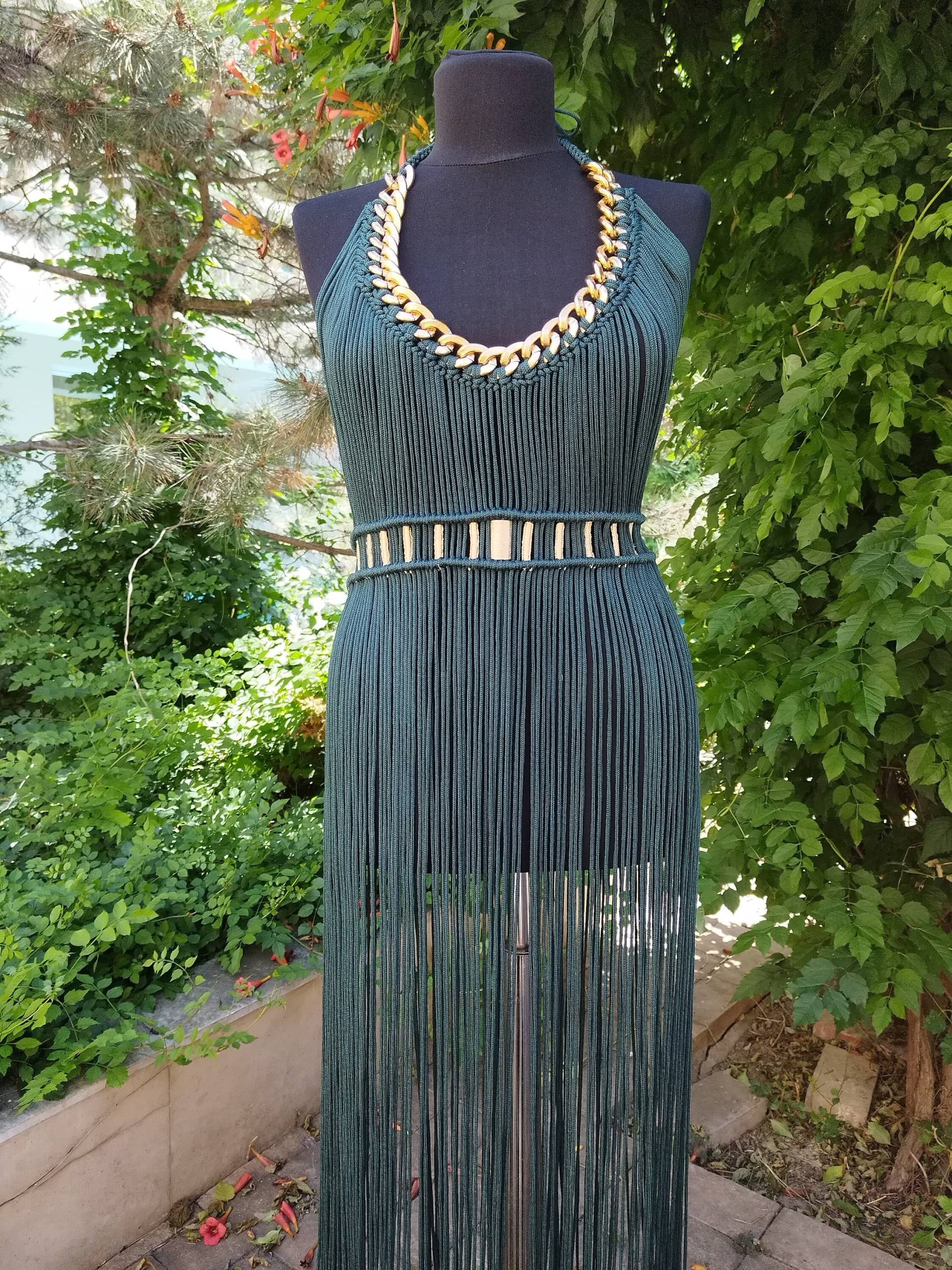 Makramee Kleid , Geburtstag Glänzendes Material Verrücktes Party Festival Fransen Grünes Boho Burnungman von MagdyssJewellery