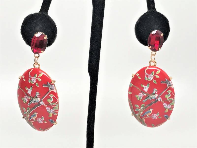 Wunderschöne Rubin Roter Strass Rote Harz Gemalte Ohrringe von MaggieKarajianDesign