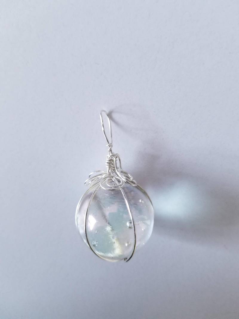 Marmor-Anhänger von MaggieMakesJewelry