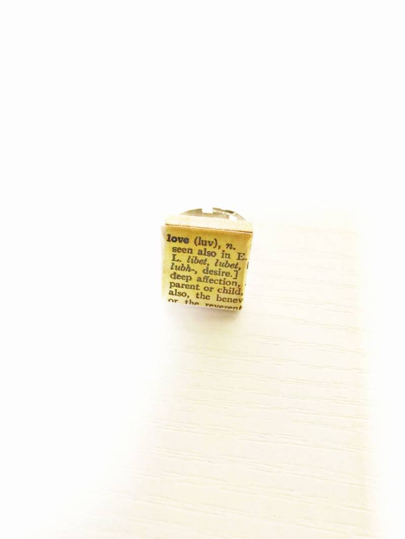 Liebe Scrabble Fliesen Ring Liebe Scrabble Fliesen Ring von MaggieMayed