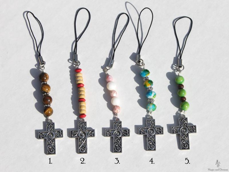 Silber Kreuz Schlüsselanhänger, Perlen, Handyband, Handgemacht, Religiös Silber Kreuz Schlüsselanhänger, Perlen, Handyband, Handgemacht, Religiös von MagicAndDreams