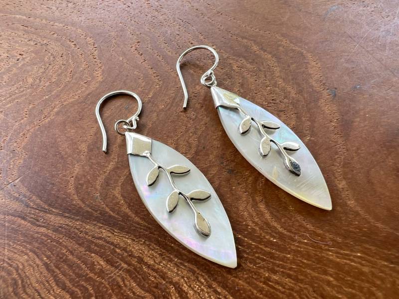 Moon Spark Ocean Shell Earrings Set in Sterling Silver Personalised Gift von MagicBali