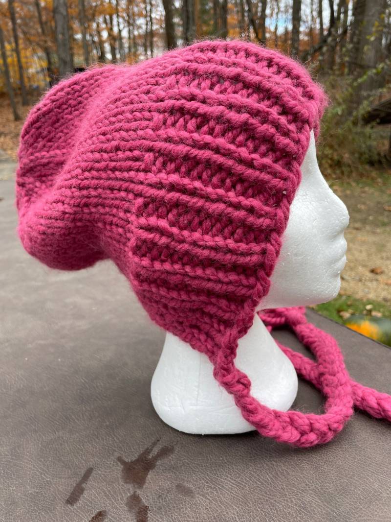 Vierfarbig Slouch Hut Mit Geflochtenen Krawatten Alles Handarbeit Aus Wollmischgarn Vierfarbig Slouch Hut Mit Geflochtenen Krawatten Alles Handarbeit Aus Wollmischgarn von MagicBeansFarm
