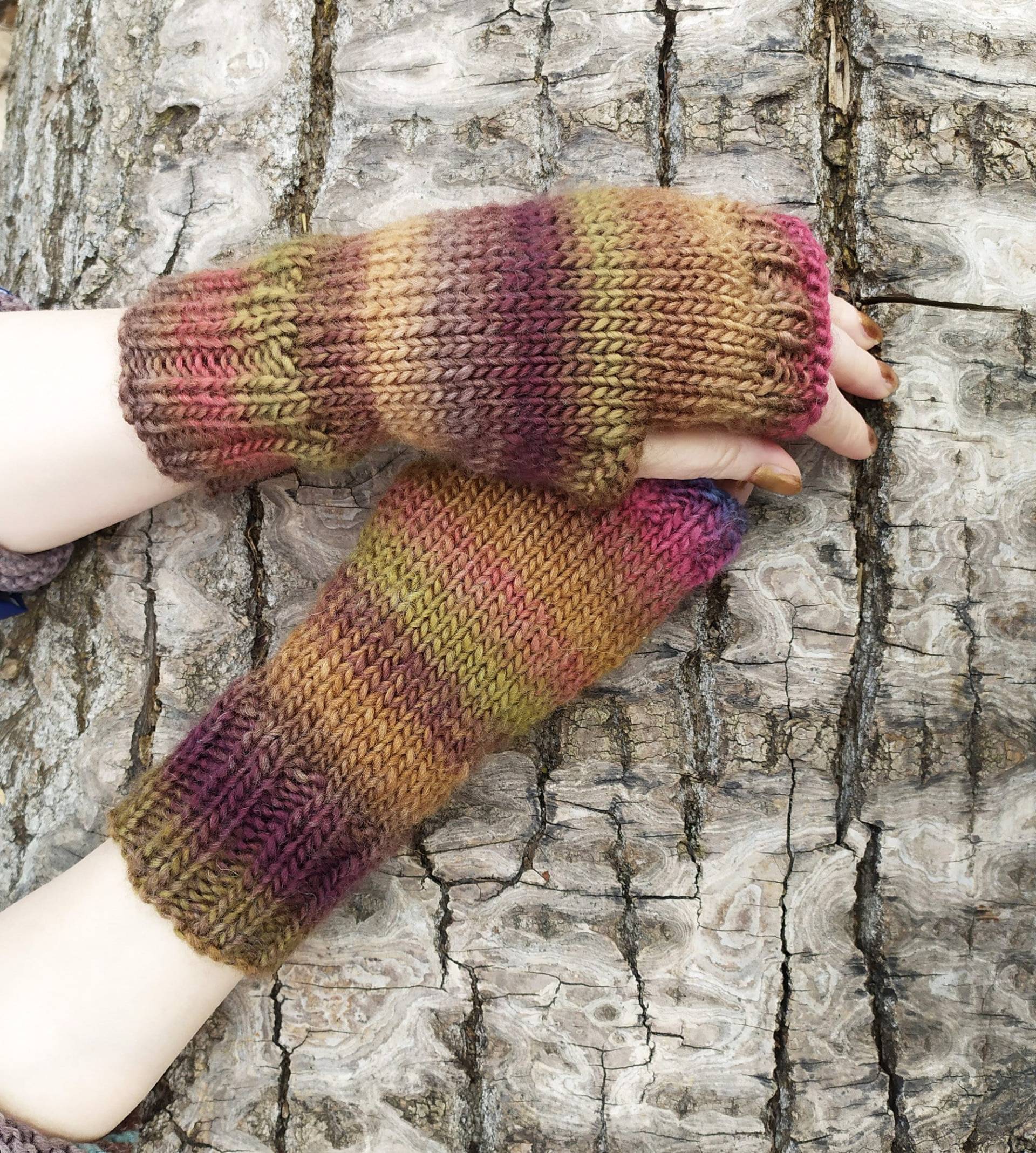 Fingerlose Handschuhe Aus Wolle, Blumenhandschuhe, Frauen Muff, Autohandschuhe, Handwärmer, Armstulpen, Winterfäustlinge von MagicCrochetStyle