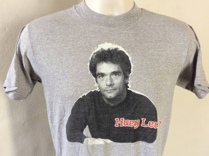 Vtg 1984 Huey Lewis & The News T-Shirt Grau S/M 80S Pop Rock Band Vtg 1984 Huey Lewis & The News T-Shirt Grau S/M 80S Pop Rock Band von MagicFlyVintage