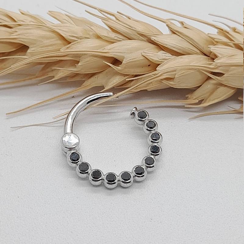 Daith Clicker 14K Gold Schwarze Diamanten Septum Schmuck Helix Ohrring Knorpel Hoop von MagicHammer