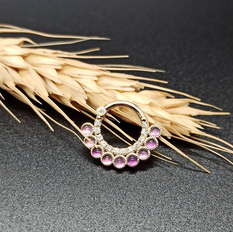 Ear Cuff Ohrring Gold Daith Hoop Helix Ring Diamant Amethyst Piercing Schmuck von MagicHammer
