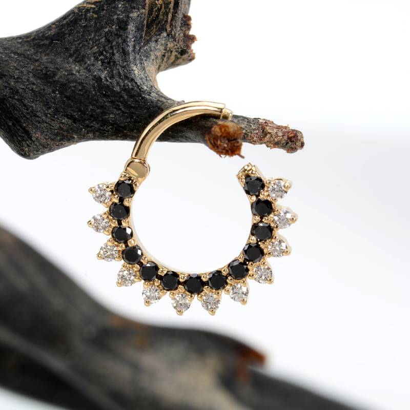 Hoop Helix Ohrring Clicker 14K Gold Diamanten Daith Knorpel Schmuck von MagicHammer