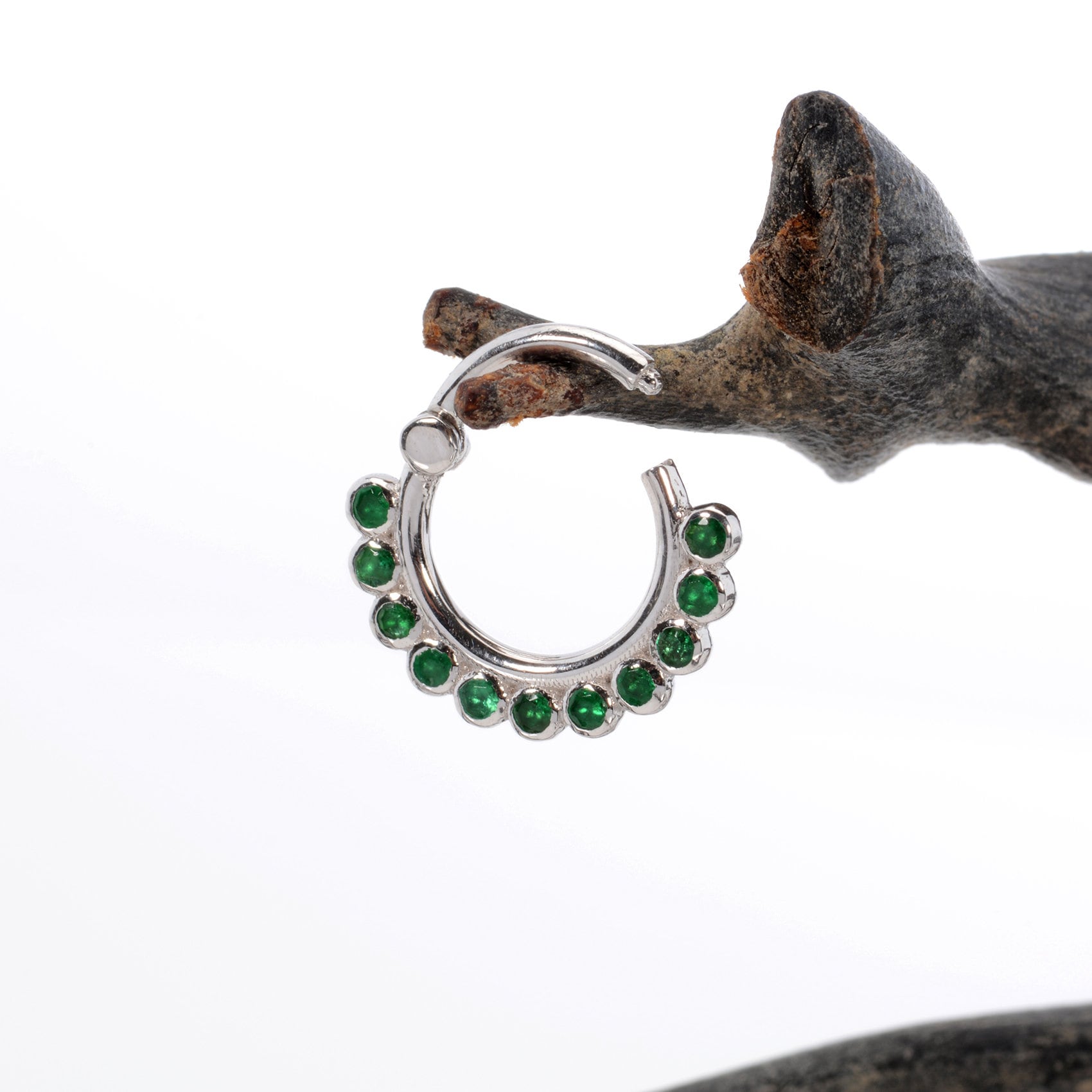 Hoop Septum Clicker Smaragd Daith Ohrring Helix Ring Nase von MagicHammer