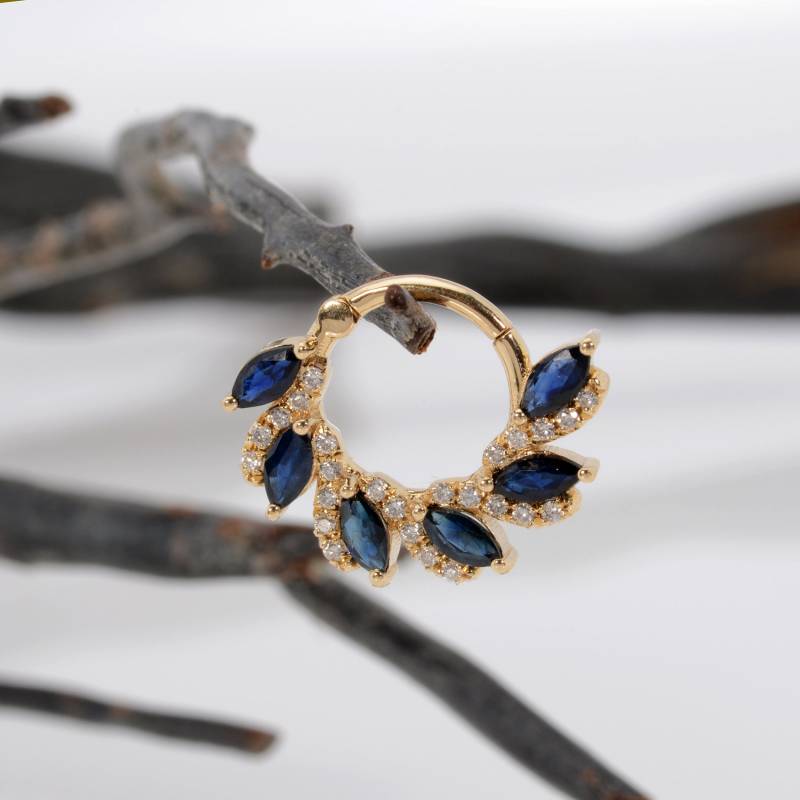 Knorpel Marquise Saphire Septum Clicker 14K Solid Gold Weiße Diamanten Helix Ohrring Daith Hoop von MagicHammer